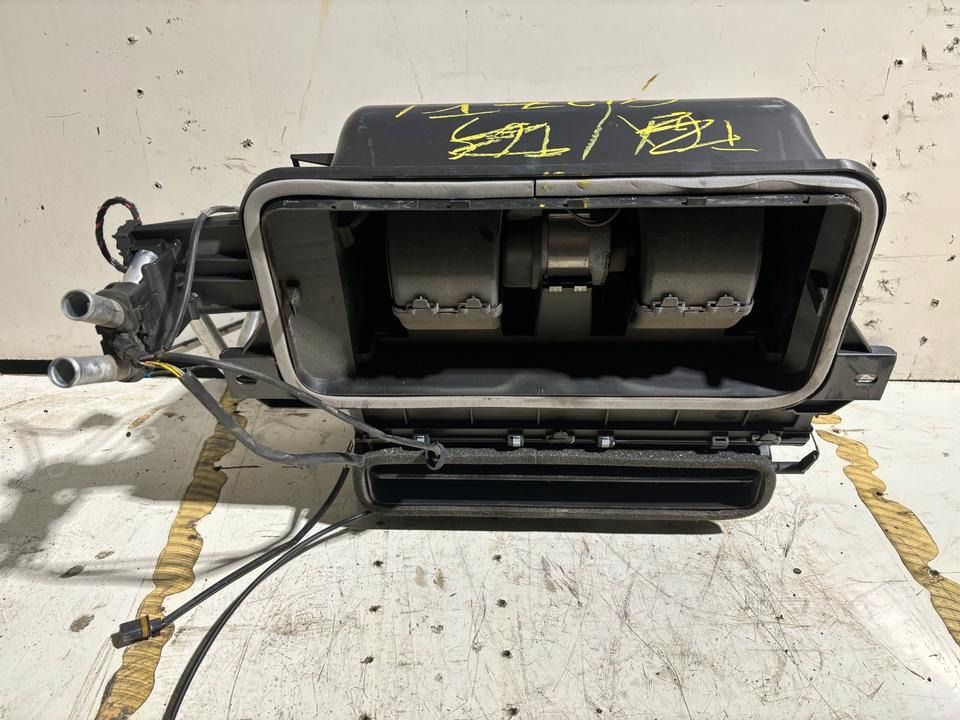 MAN TGL Innenraum Gebläse/Heizung 81.61900.6427 - Calefacción/ Ventilación para Camión: foto 2 MAN TGL Innenraum Gebläse/Heizung 81.61900.6427 - Calefacción/ Ventilación para Camión: foto 2