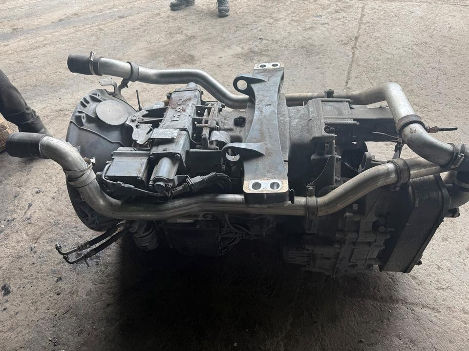 MAN TGX EU 6 Tipmatic Getriebe - Caja de cambios para Camión: foto 3 MAN TGX EU 6 Tipmatic Getriebe - Caja de cambios para Camión: foto 3