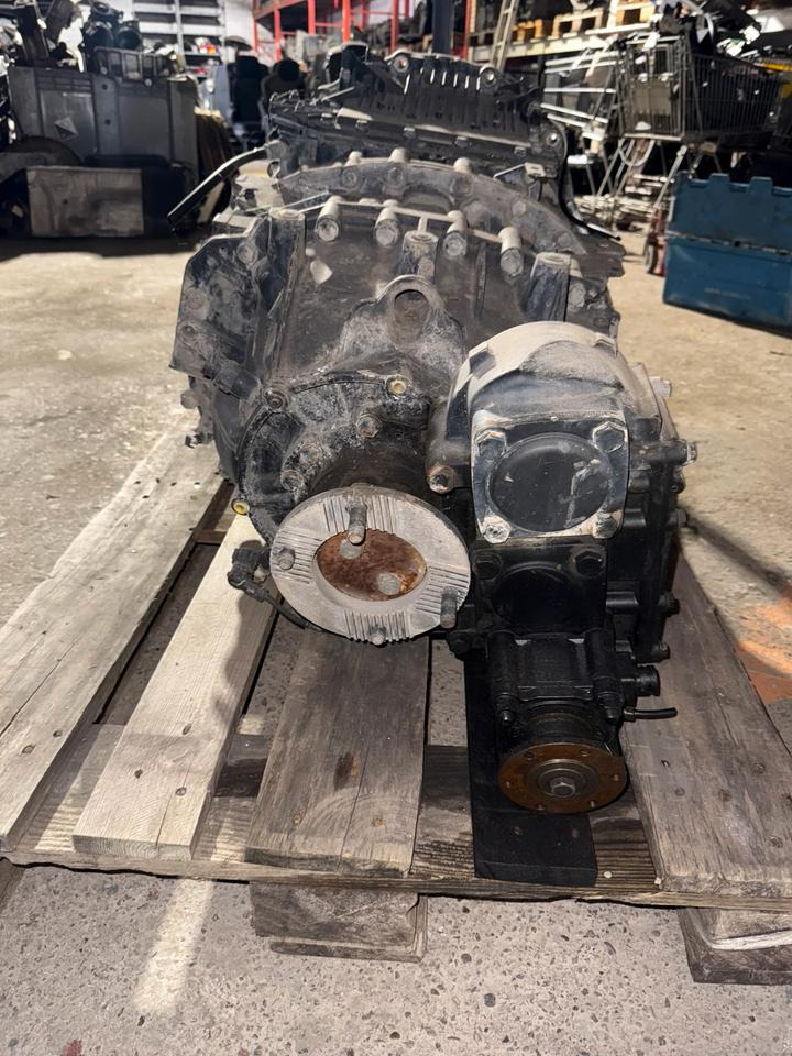 MAN ZF ASTRONIC 12 AS 2130 TD + Doppel Nebenantrieb - Caja de cambios para Camión: foto 4 MAN ZF ASTRONIC 12 AS 2130 TD + Doppel Nebenantrieb - Caja de cambios para Camión: foto 4