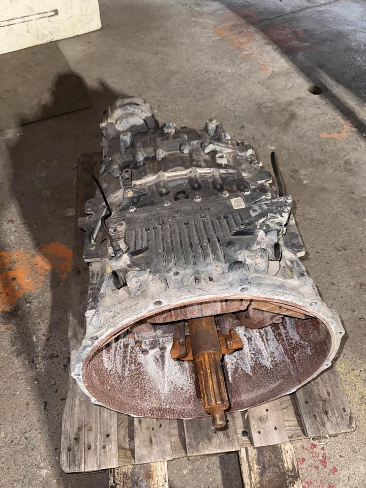 MAN ZF ASTRONIC 12 AS 2130 TD + Doppel Nebenantrieb - Caja de cambios para Camión: foto 2 MAN ZF ASTRONIC 12 AS 2130 TD + Doppel Nebenantrieb - Caja de cambios para Camión: foto 2