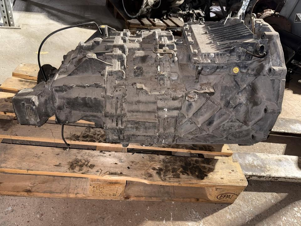 MAN ZF ASTRONIC 12 AS 2130 TD Getriebe + Nebenantrieb - Caja de cambios para Camión: foto 3 MAN ZF ASTRONIC 12 AS 2130 TD Getriebe + Nebenantrieb - Caja de cambios para Camión: foto 3