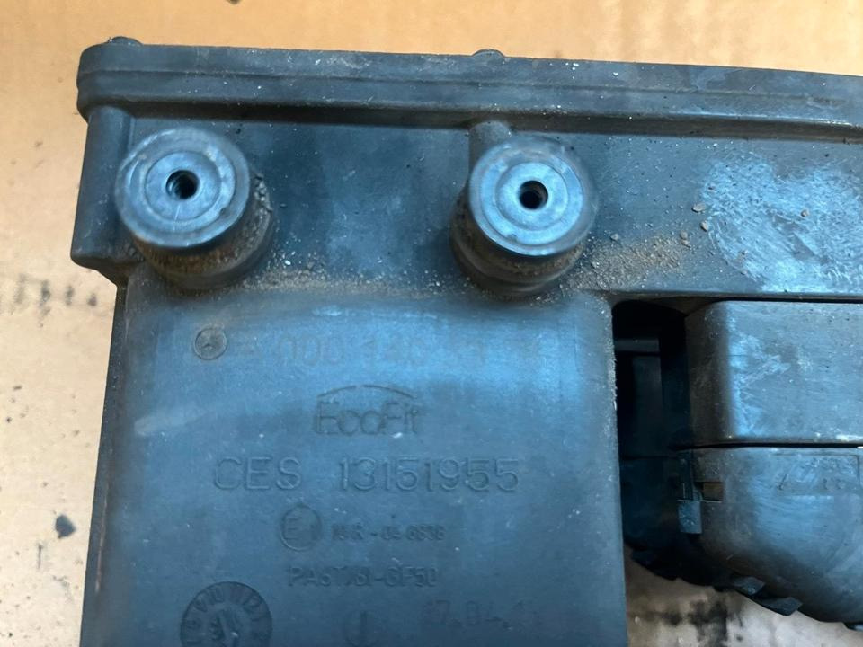 Mercedes Actros MP4 AdBlue Pumpe A0001403378 - Bomba de combustible para Camión: foto 2 Mercedes Actros MP4 AdBlue Pumpe A0001403378 - Bomba de combustible para Camión: foto 2