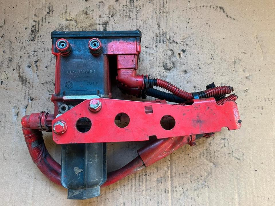 Mercedes Actros MP4 AdBlue Pumpe A0001405978 - Bomba de combustible para Camión: foto 1 Mercedes Actros MP4 AdBlue Pumpe A0001405978 - Bomba de combustible para Camión: foto 1