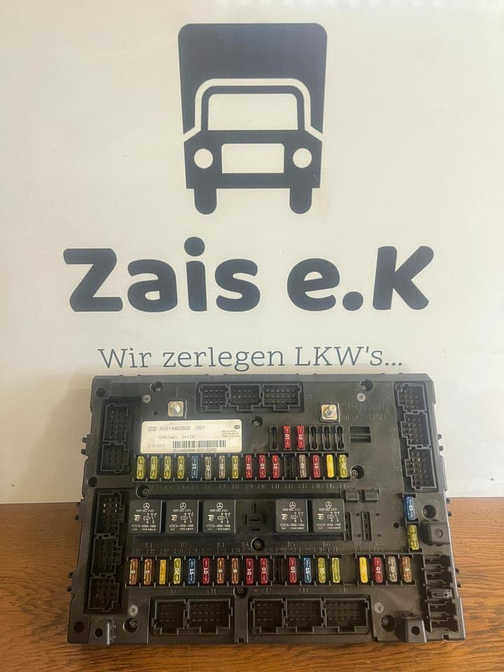 Mercedes Actros MP4 SAM Cabin Sicherungskasten A0014462658 - Fusible para Camión: foto 1 Mercedes Actros MP4 SAM Cabin Sicherungskasten A0014462658 - Fusible para Camión: foto 1