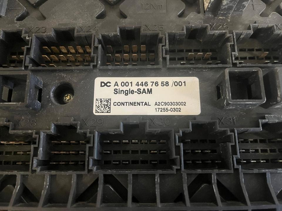 Mercedes Actros MP4 Single-SAM Sicherungskasten A0014467658 - Fusible para Camión: foto 3 Mercedes Actros MP4 Single-SAM Sicherungskasten A0014467658 - Fusible para Camión: foto 3