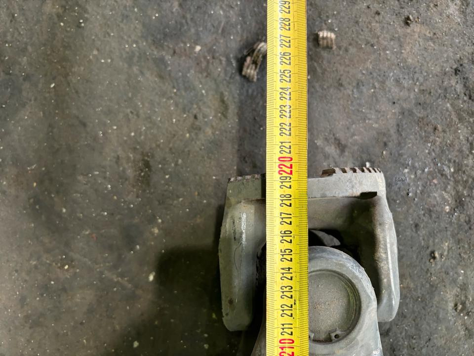 Mercedes Atego 4 EU6 Kardanwelle 220 CM, Kurze Radstand - Árbol de transmisión para Camión: foto 3 Mercedes Atego 4 EU6 Kardanwelle 220 CM, Kurze Radstand - Árbol de transmisión para Camión: foto 3