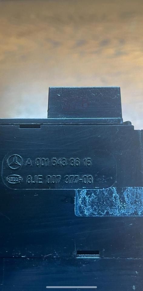 Mercedes Atego Sicherungskasten (Zentralelektrik) A0015433615 - Fusible para Camión: foto 3 Mercedes Atego Sicherungskasten (Zentralelektrik) A0015433615 - Fusible para Camión: foto 3
