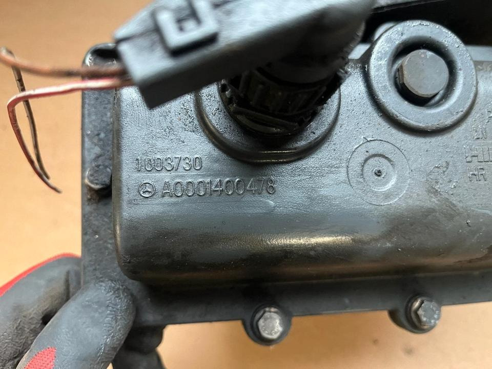 Mercedes-Benz Actros Atego EU4 EU5 AdBlue Pumpe A0001400478 - Bomba de combustible para Camión: foto 2 Mercedes-Benz Actros Atego EU4 EU5 AdBlue Pumpe A0001400478 - Bomba de combustible para Camión: foto 2