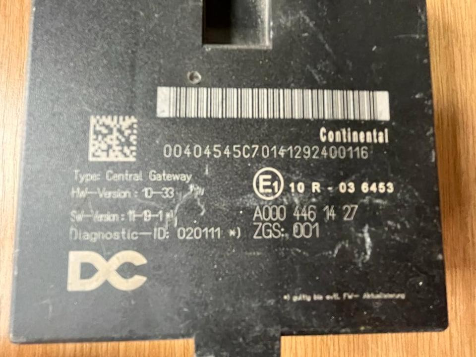 Mercedes Continental Central Gateway Steuergerät A 000 446 14 27 - Unidad de control para Camión: foto 2 Mercedes Continental Central Gateway Steuergerät A 000 446 14 27 - Unidad de control para Camión: foto 2