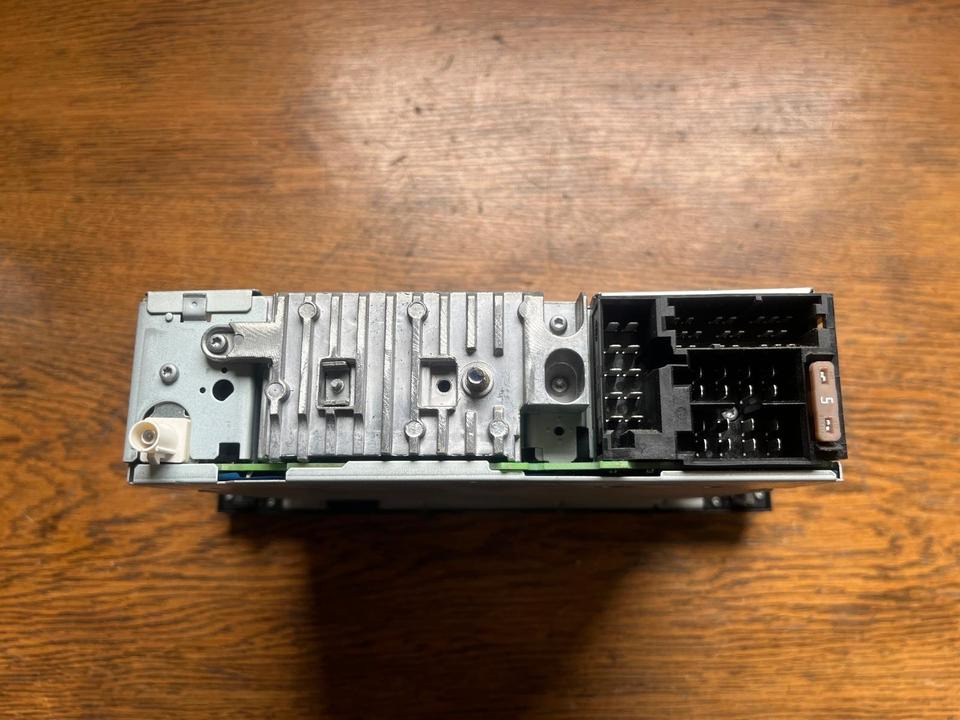 Piezas de recambio Mercedes-Benz Actros MP4 TCC Standard Radio A0004467462: foto 6