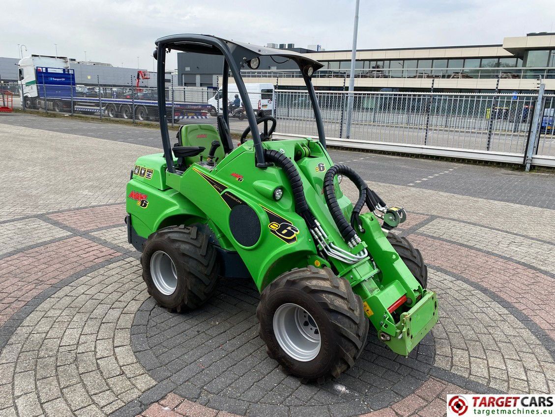 AVANT E6 WHEEL ME6 LOADER 4WD ELECTRIC LI-ION 2022 13HRS - Cargadora articulada: foto 2 AVANT E6 WHEEL ME6 LOADER 4WD ELECTRIC LI-ION 2022 13HRS - Cargadora articulada: foto 2