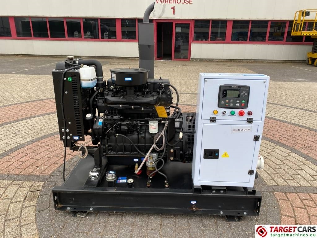 Bauer GF-24KW Diesel 30KVA Generator 400/230V - Generador industriale: foto 1 Bauer GF-24KW Diesel 30KVA Generator 400/230V - Generador industriale: foto 1