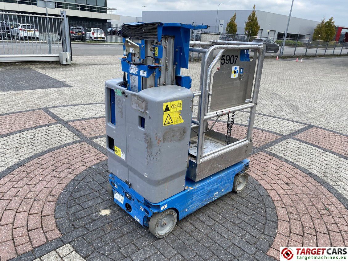 GENIE GR-15 RUNABOUT GR15 AERIAL WORK PLATFORM VERTICAL MAST WORKLIFT 2019 652CM GRP-5907 356H CE - Plataforma de mástil vertical: foto 3 GENIE GR-15 RUNABOUT GR15 AERIAL WORK PLATFORM VERTICAL MAST WORKLIFT 2019 652CM GRP-5907 356H CE - Plataforma de mástil vertical: foto 3