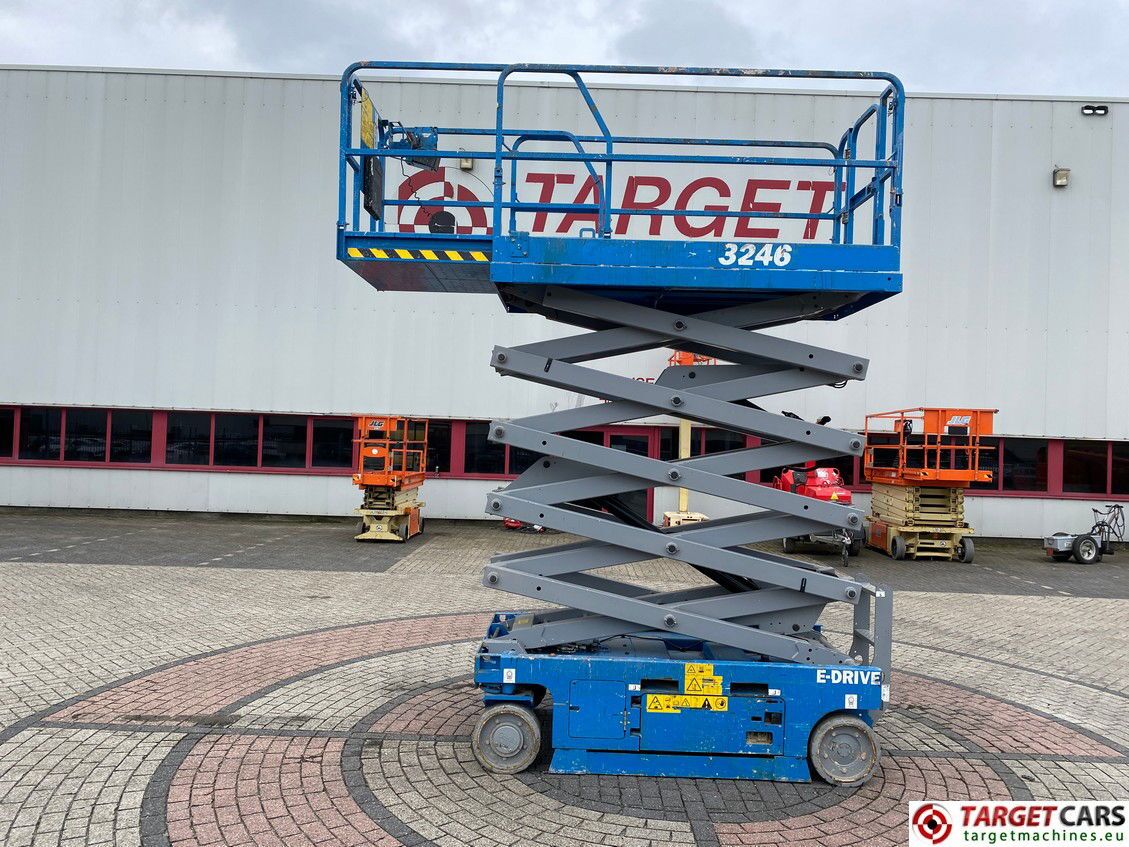 GENIE GS-3246 E-DRIVE ELECTRIC GS3246 SCISSOR WORKLIFT 1160CM 2021 GS46D-21550 - Plataforma de tijeras: foto 5 GENIE GS-3246 E-DRIVE ELECTRIC GS3246 SCISSOR WORKLIFT 1160CM 2021 GS46D-21550 - Plataforma de tijeras: foto 5