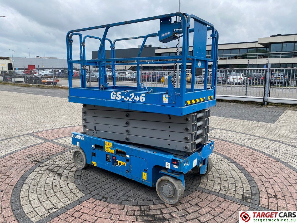 GENIE GS-3246 E-DRIVE ELECTRIC GS3246 SCISSOR WORKLIFT 1160CM 2021 GS46D-21550 - Plataforma de tijeras: foto 2 GENIE GS-3246 E-DRIVE ELECTRIC GS3246 SCISSOR WORKLIFT 1160CM 2021 GS46D-21550 - Plataforma de tijeras: foto 2