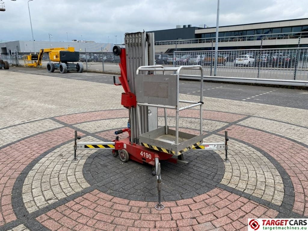 Genie AWP-30S Electric AC Vertical Mast Work Lift 1100cm - Plataforma de mástil vertical: foto 2 Genie AWP-30S Electric AC Vertical Mast Work Lift 1100cm - Plataforma de mástil vertical: foto 2