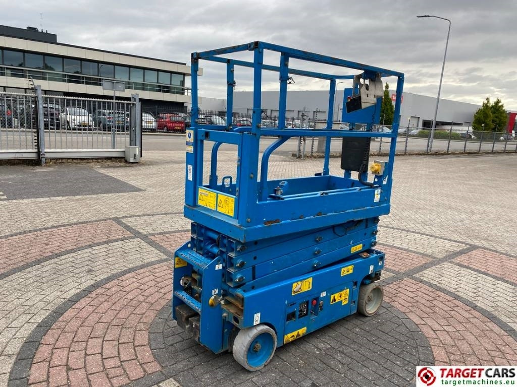 Genie GS-1932 Electric Scissor Work Lift 779cm - Plataforma de tijeras: foto 3 Genie GS-1932 Electric Scissor Work Lift 779cm - Plataforma de tijeras: foto 3