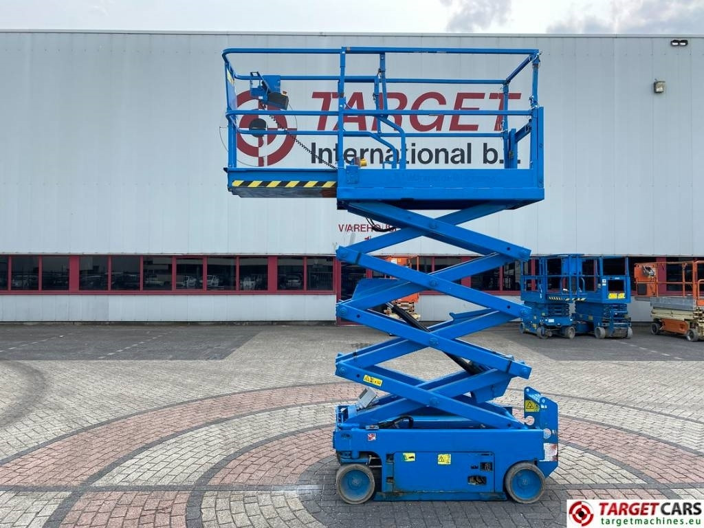 Genie GS-1932 Electric Scissor Work Lift 779cm - Plataforma de tijeras: foto 5 Genie GS-1932 Electric Scissor Work Lift 779cm - Plataforma de tijeras: foto 5
