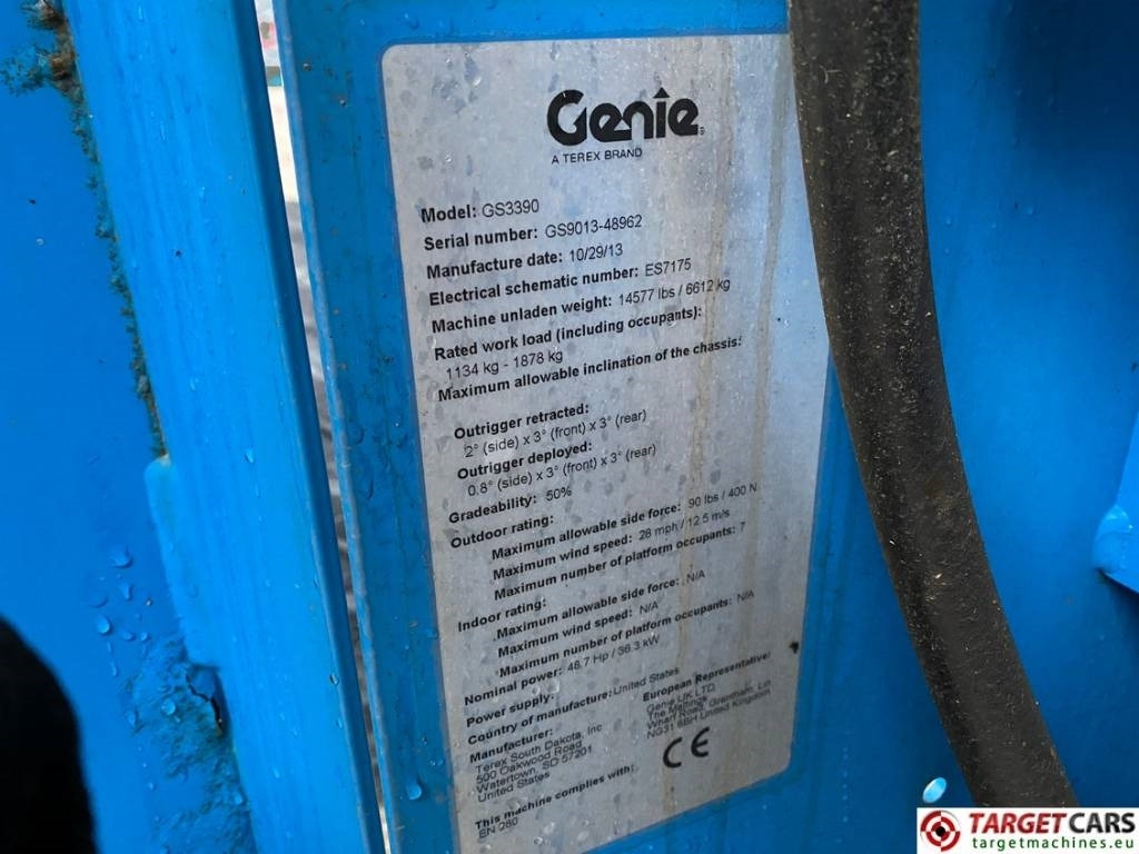 Plataforma de tijeras Genie GS-3390RT Diesel 4x4 Scissor Work Lift 1206cm: foto 10