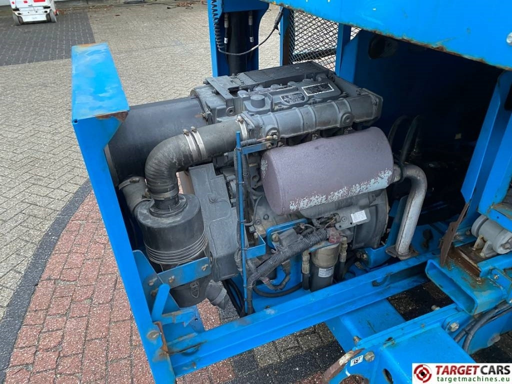 Plataforma de tijeras Genie GS-3390RT Diesel 4x4 Scissor Work Lift 1206cm: foto 17