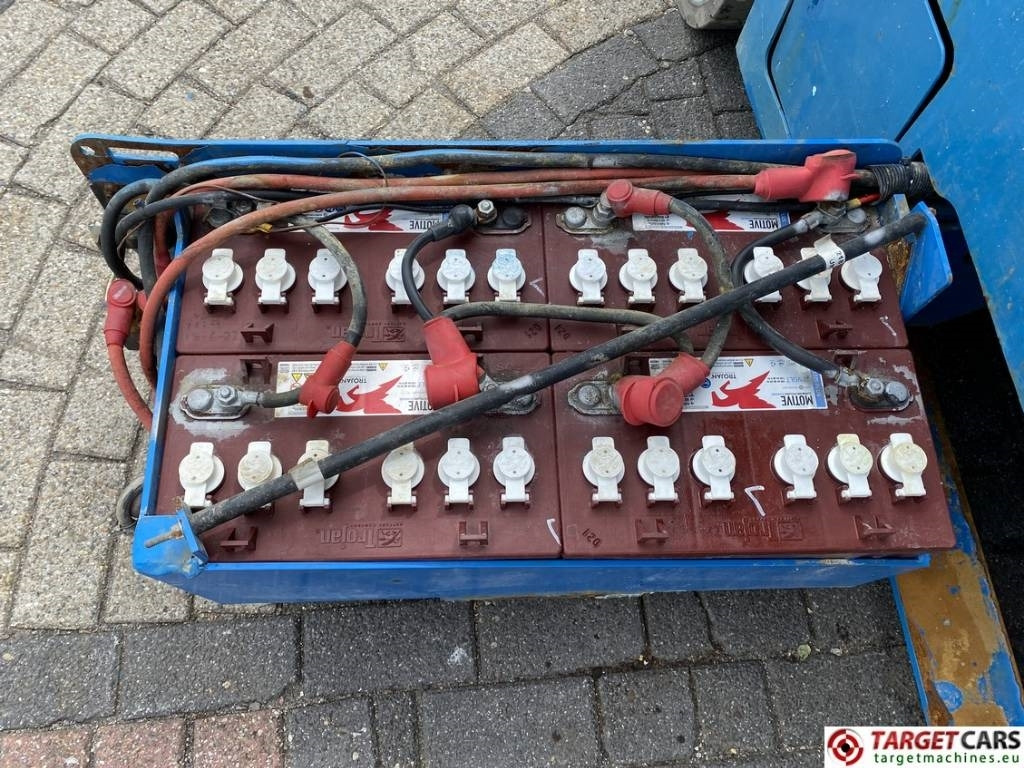 Leasing financiero de Genie GS-4047 Electric 4047 Scissor Work Lift 1389cm  leasing Genie GS-4047 Electric 4047 Scissor Work Lift 1389cm: foto 13
