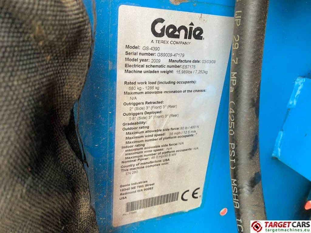 Plataforma de tijeras Genie GS-4390RT Diesel 4x4 Scissor Work LIft 1511cm: foto 10