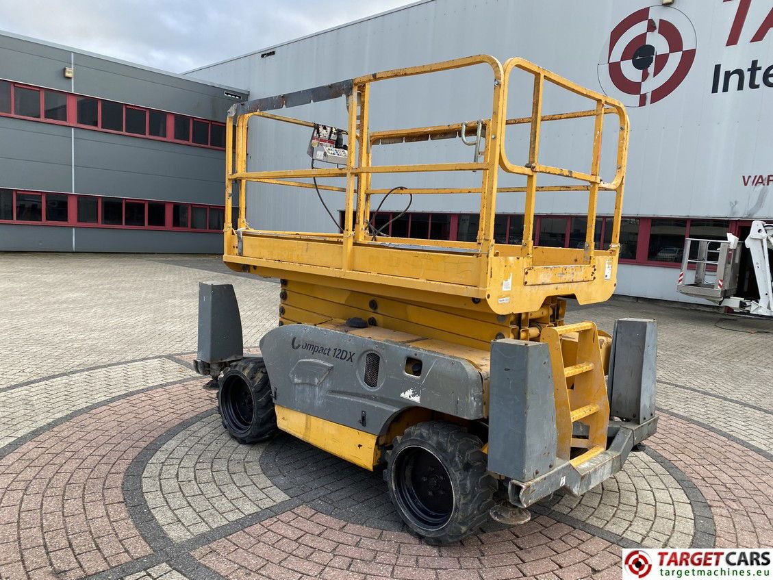 HAULOTTE COMPACT 12DX DIESEL 4x4 SCISSOR WORKLIFT 1206CM 2016 2003154 JACKLEGS - Plataforma de tijeras: foto 4 HAULOTTE COMPACT 12DX DIESEL 4x4 SCISSOR WORKLIFT 1206CM 2016 2003154 JACKLEGS - Plataforma de tijeras: foto 4