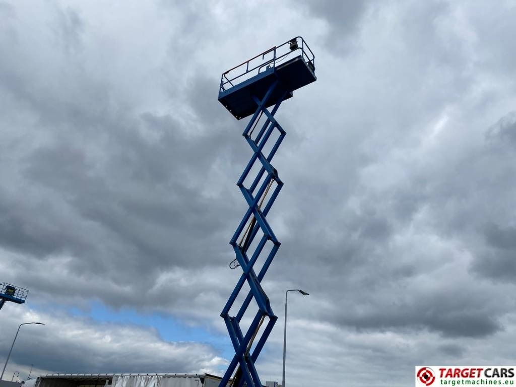 Plataforma de tijeras Haulotte Compact 14 Electric Scissor Work Lift 1385cm: foto 19