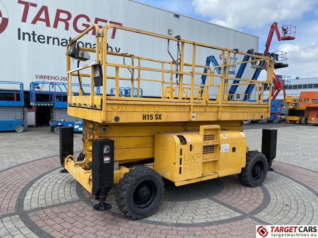 Haulotte H15SXNT Diesel H15SX 4x4 Scissor Work Lift 1500cm - Plataforma de tijeras: foto 1 Haulotte H15SXNT Diesel H15SX 4x4 Scissor Work Lift 1500cm - Plataforma de tijeras: foto 1