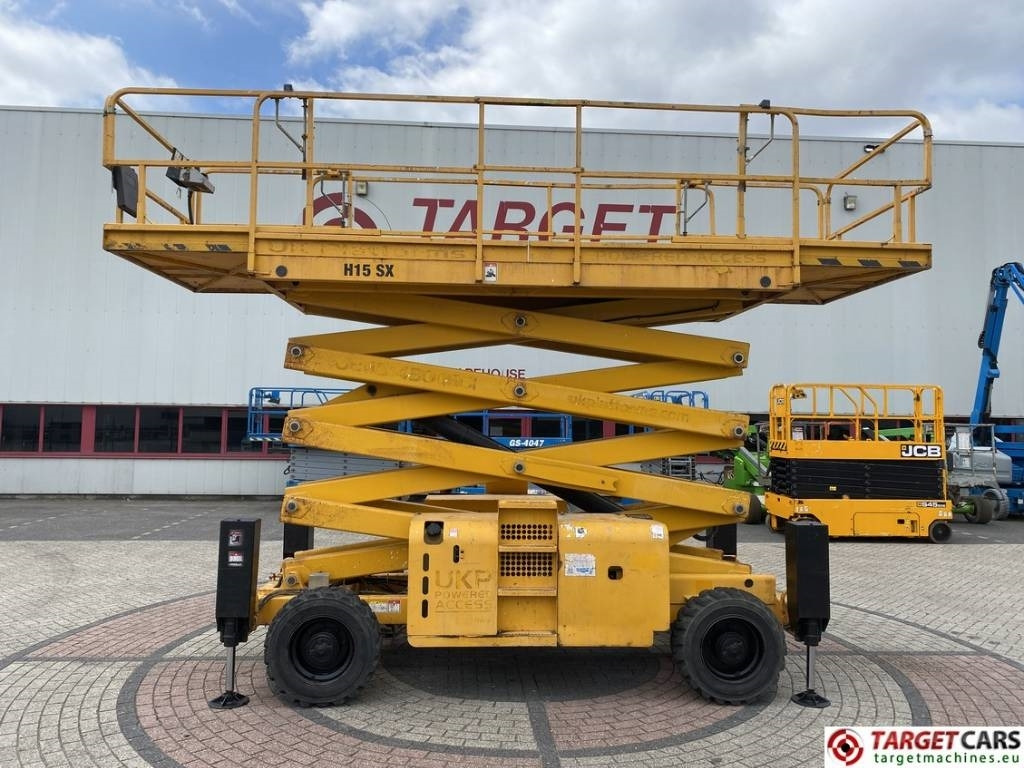 Haulotte H15SXNT Diesel H15SX 4x4 Scissor Work Lift 1500cm - Plataforma de tijeras: foto 5 Haulotte H15SXNT Diesel H15SX 4x4 Scissor Work Lift 1500cm - Plataforma de tijeras: foto 5