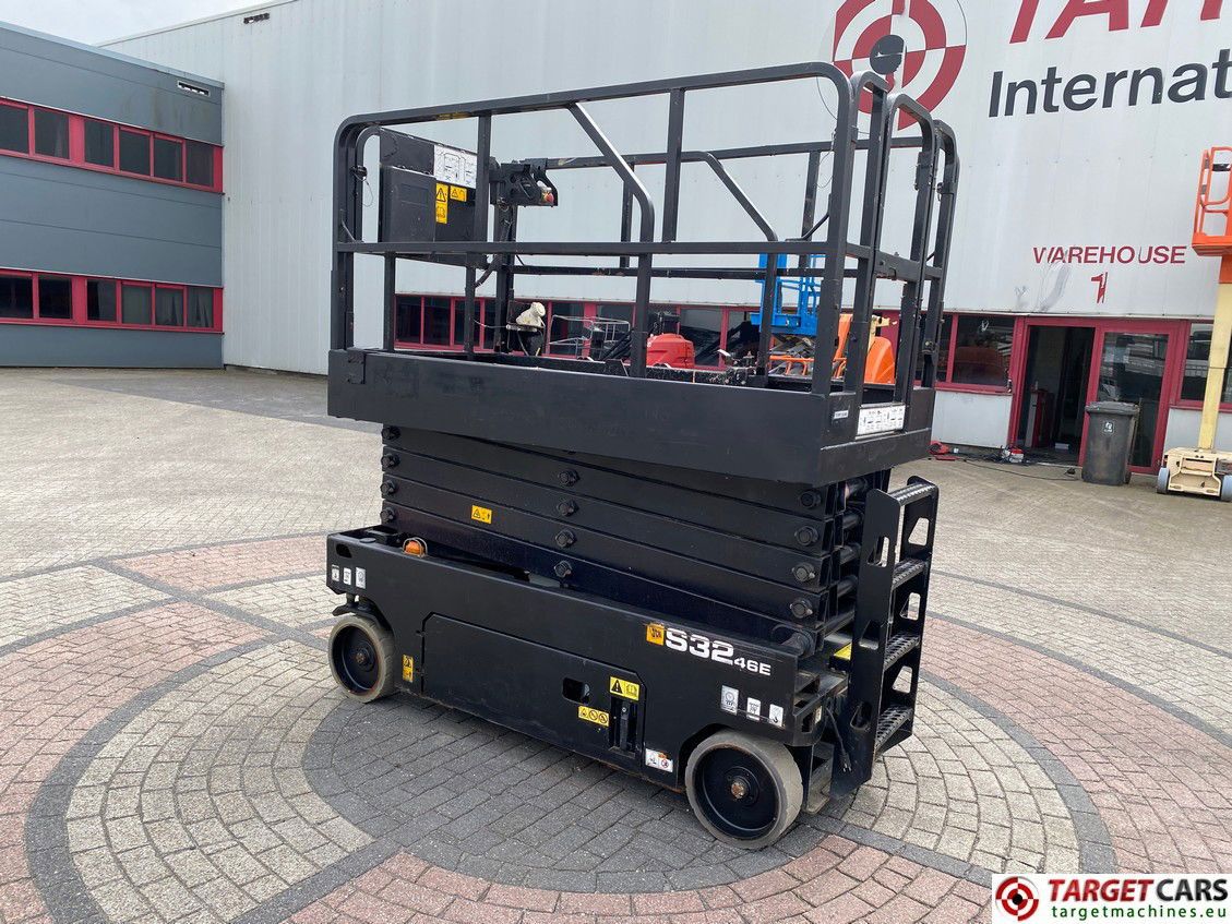 JCB S3246E ELECTRIC SCISSOR WORK LIFT 1200CM 2018 214HRS 2535237 - Plataforma de tijeras: foto 4 JCB S3246E ELECTRIC SCISSOR WORK LIFT 1200CM 2018 214HRS 2535237 - Plataforma de tijeras: foto 4