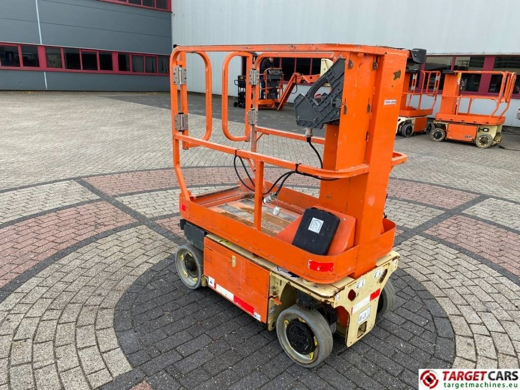 JLG 1230ES Electric Vertical Mast Work Lift 566cm - Plataforma de mástil vertical: foto 4 JLG 1230ES Electric Vertical Mast Work Lift 566cm - Plataforma de mástil vertical: foto 4
