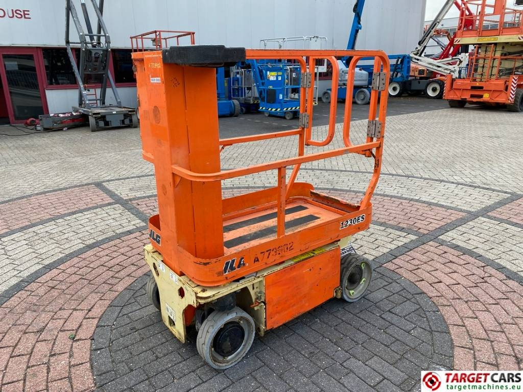 JLG 1230ES Electric Vertical Mast Work Lift 566cm - Plataforma de mástil vertical: foto 1 JLG 1230ES Electric Vertical Mast Work Lift 566cm - Plataforma de mástil vertical: foto 1