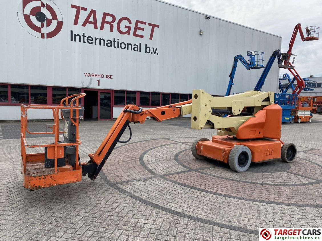 JLG E400AJPN NARROW ARTICULATED ELECTRIC BOOM WORK LIFT 1419CM W/JIBPLUS 2006 2597HRS - Plataforma articulada: foto 1 JLG E400AJPN NARROW ARTICULATED ELECTRIC BOOM WORK LIFT 1419CM W/JIBPLUS 2006 2597HRS - Plataforma articulada: foto 1