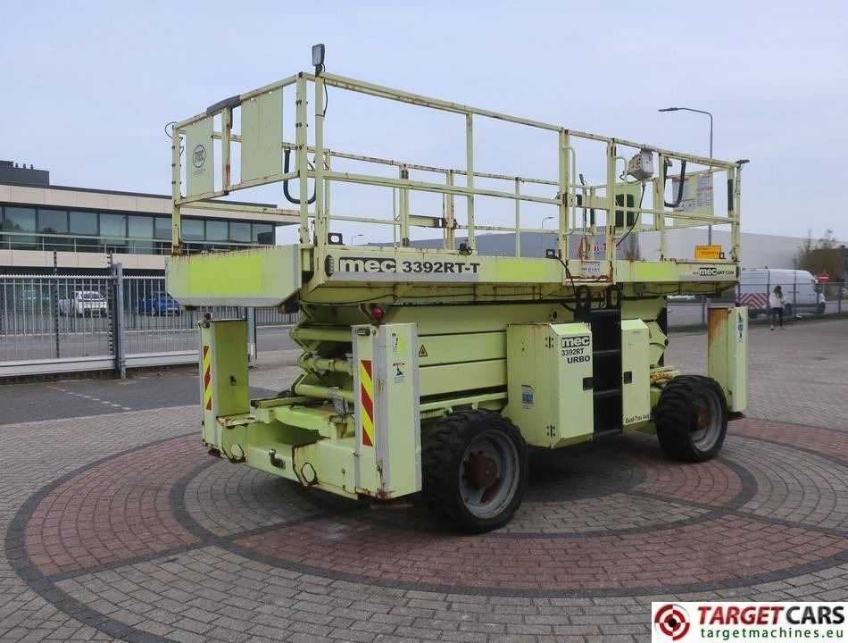 MEC 3392RT-T Diesel 4x4 Scissor Work LIft 1200cm - Plataforma de tijeras: foto 3 MEC 3392RT-T Diesel 4x4 Scissor Work LIft 1200cm - Plataforma de tijeras: foto 3