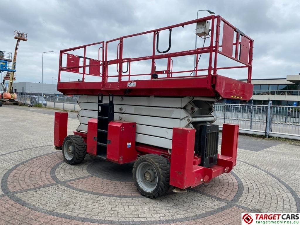 MEC 6092RT Diesel 4x4 Scissor Work Lift 2020cm - Plataforma de tijeras: foto 2 MEC 6092RT Diesel 4x4 Scissor Work Lift 2020cm - Plataforma de tijeras: foto 2