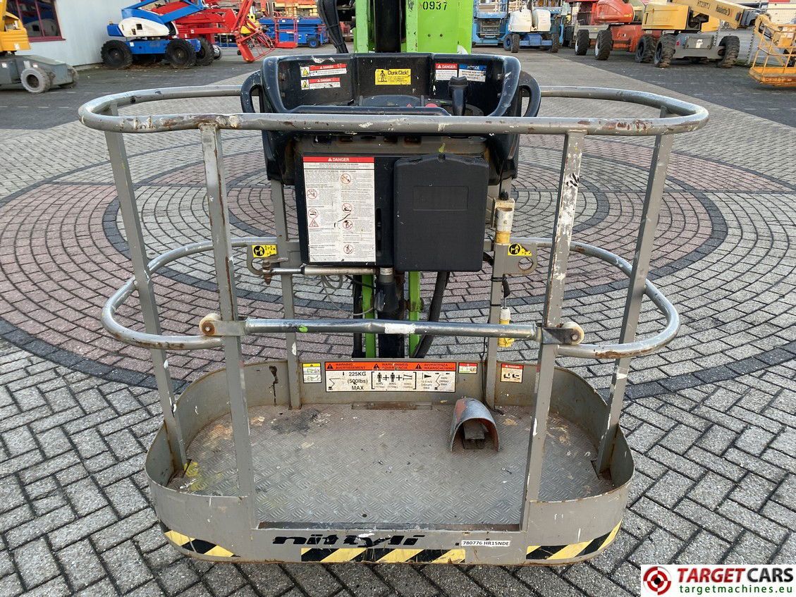 Plataforma articulada NIFTYLIFT HR15NDE ARTICULATED BIFUEL HYBRID BI-ENERGY BOOM WORKLIFT 2011 1550CM 15-20937: foto 8 Plataforma articulada NIFTYLIFT HR15NDE ARTICULATED BIFUEL HYBRID BI-ENERGY BOOM WORKLIFT 2011 1550CM 15-20937: foto 8