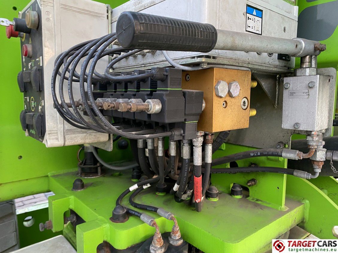 Plataforma articulada NIFTYLIFT HR15NDE ARTICULATED BIFUEL HYBRID BI-ENERGY BOOM WORKLIFT 2011 1550CM 15-20937: foto 38 Plataforma articulada NIFTYLIFT HR15NDE ARTICULATED BIFUEL HYBRID BI-ENERGY BOOM WORKLIFT 2011 1550CM 15-20937: foto 38