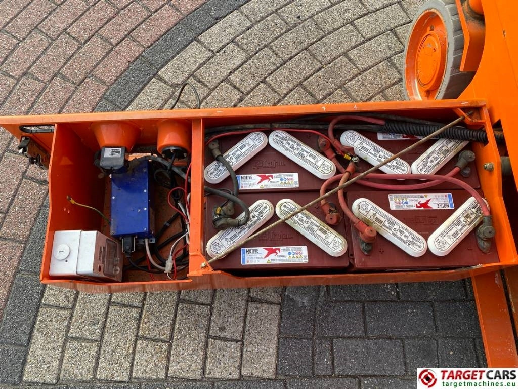 Plataforma de tijeras PB Lifttechnik S140-12EC Electric Scissor Work Lift 1380cm: foto 14 Plataforma de tijeras PB Lifttechnik S140-12EC Electric Scissor Work Lift 1380cm: foto 14