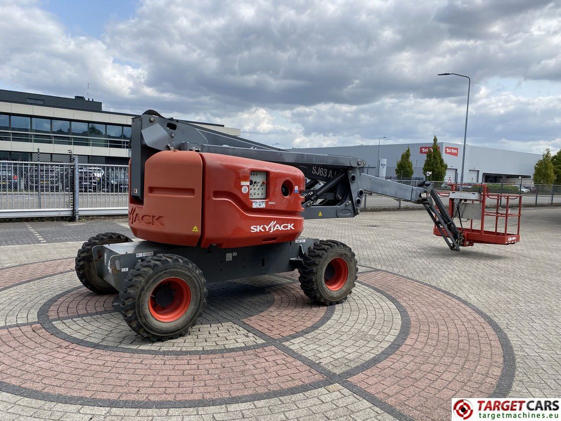 SKYJACK SJ63AJ 4x4 ARTICULATED DIESEL BOOM WORK LIFT W/JIB 2136CM 2020 1026HRS - Plataforma articulada: foto 3 SKYJACK SJ63AJ 4x4 ARTICULATED DIESEL BOOM WORK LIFT W/JIB 2136CM 2020 1026HRS - Plataforma articulada: foto 3