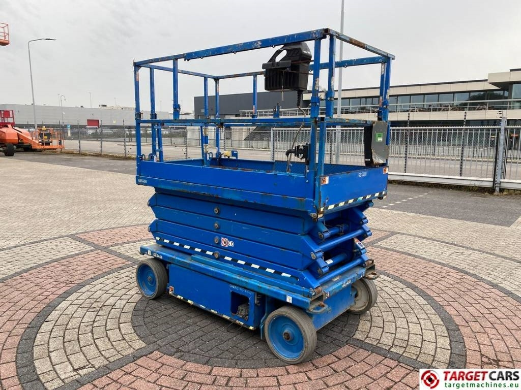 SkyJack SJ4732 Electric 4732 Scissor Work Lift 1165cm - Plataforma de tijeras: foto 2 SkyJack SJ4732 Electric 4732 Scissor Work Lift 1165cm - Plataforma de tijeras: foto 2
