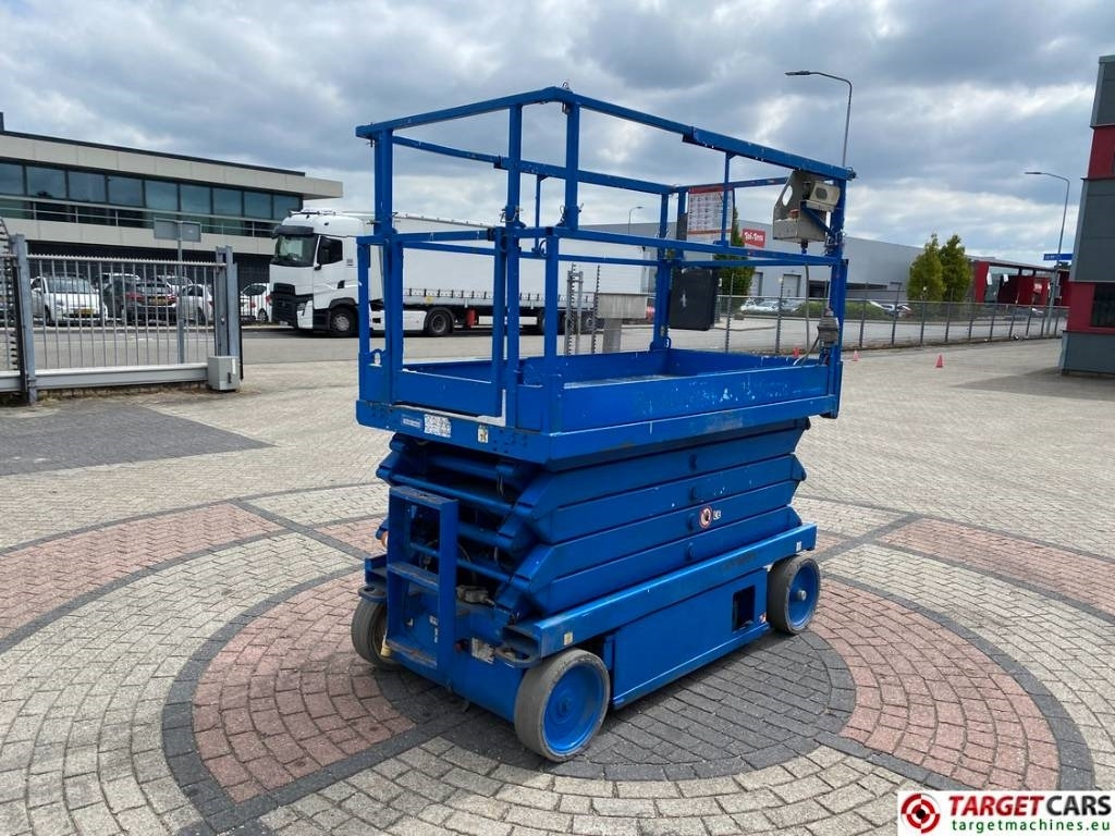 SkyJack SJIII-4632 Electric 4632 Scissor Work Lift 1170cm - Plataforma de tijeras: foto 3 SkyJack SJIII-4632 Electric 4632 Scissor Work Lift 1170cm - Plataforma de tijeras: foto 3