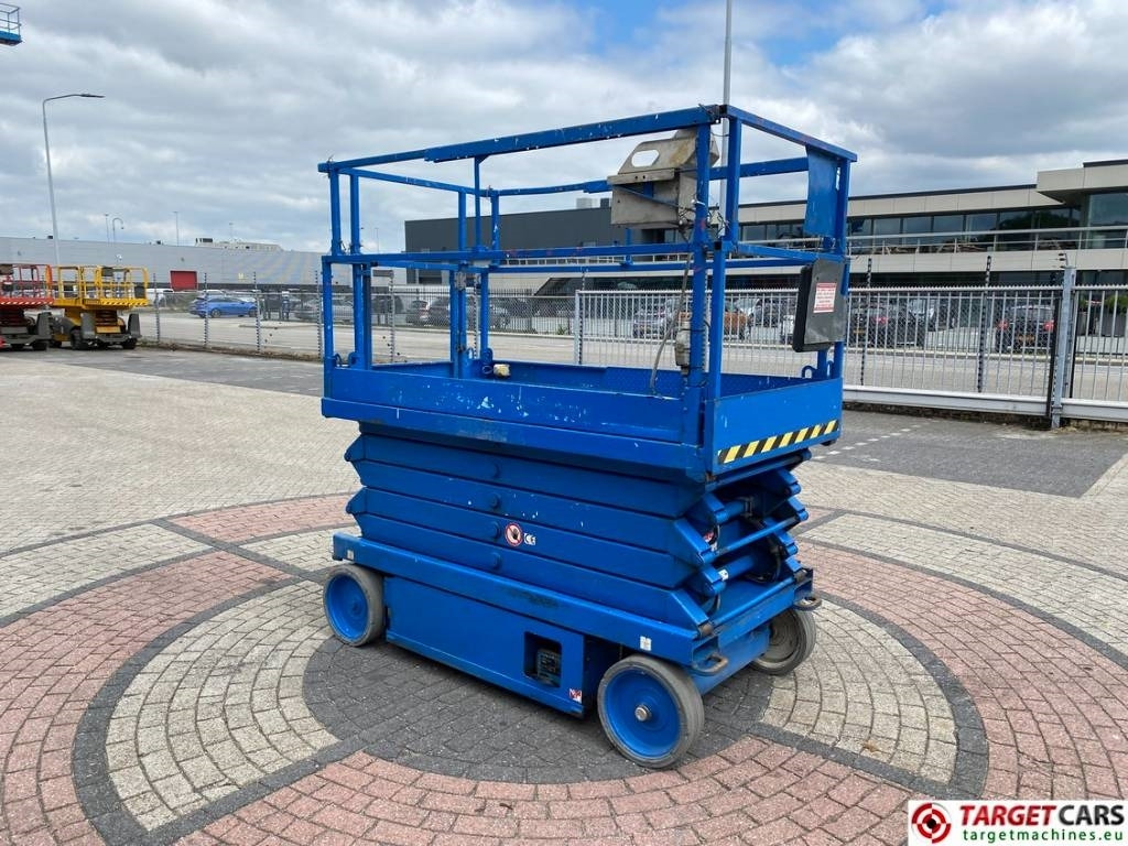SkyJack SJIII-4632 Electric 4632 Scissor Work Lift 1170cm - Plataforma de tijeras: foto 2 SkyJack SJIII-4632 Electric 4632 Scissor Work Lift 1170cm - Plataforma de tijeras: foto 2