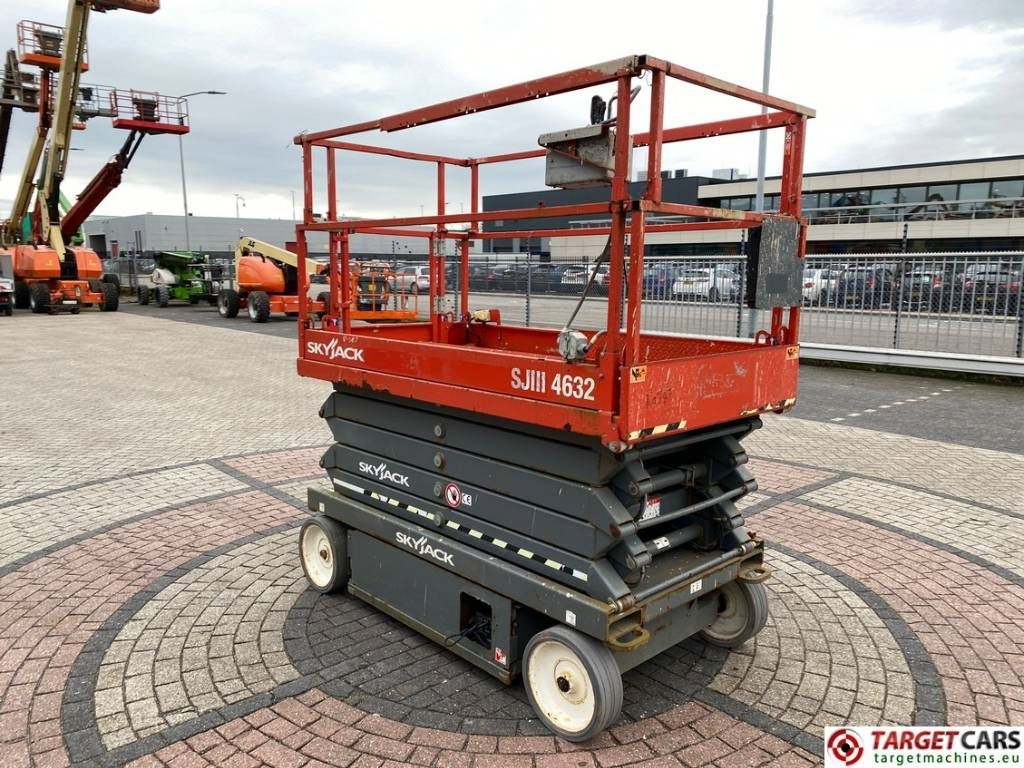 SkyJack SJIII-4632 Electric Scissor SJ4632 WorkLift 1170cm - Plataforma de tijeras: foto 2 SkyJack SJIII-4632 Electric Scissor SJ4632 WorkLift 1170cm - Plataforma de tijeras: foto 2
