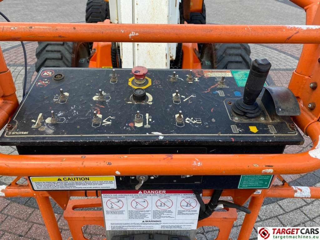 Plataforma articulada Snorkel A46JRT Diesel 4x4 Articulated Boom WorkLift 1630cm: foto 9