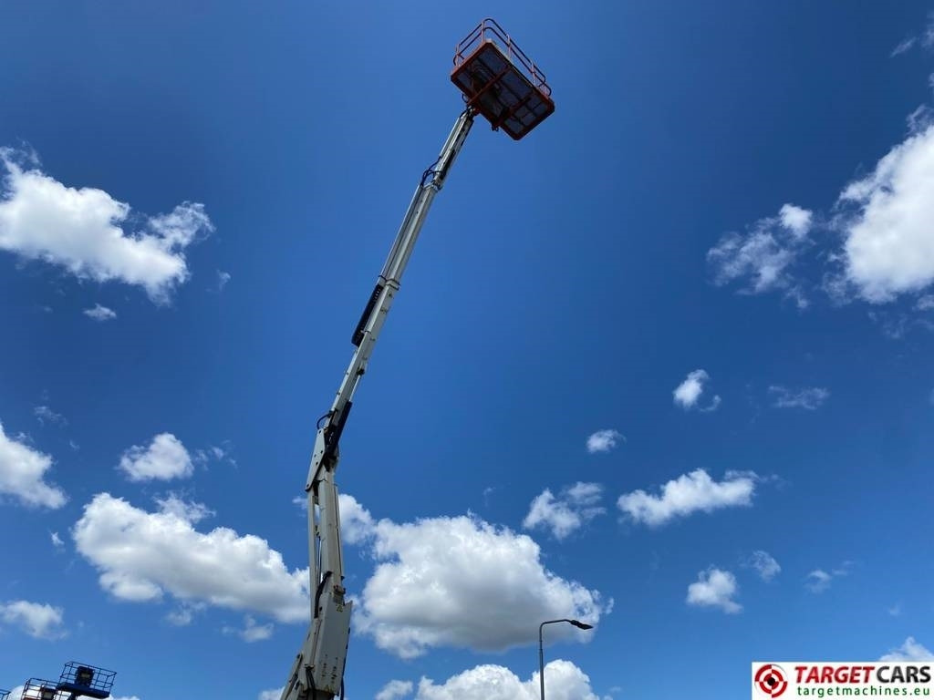 Plataforma articulada Snorkel A46JRT Diesel 4x4 Articulated Boom WorkLift 1630cm: foto 42