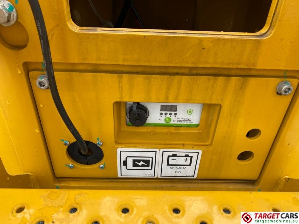 Plataforma de tijeras nuevo XCMG XG0807AC Electric LI-ION Lithium ScissorLift 780cm: foto 17