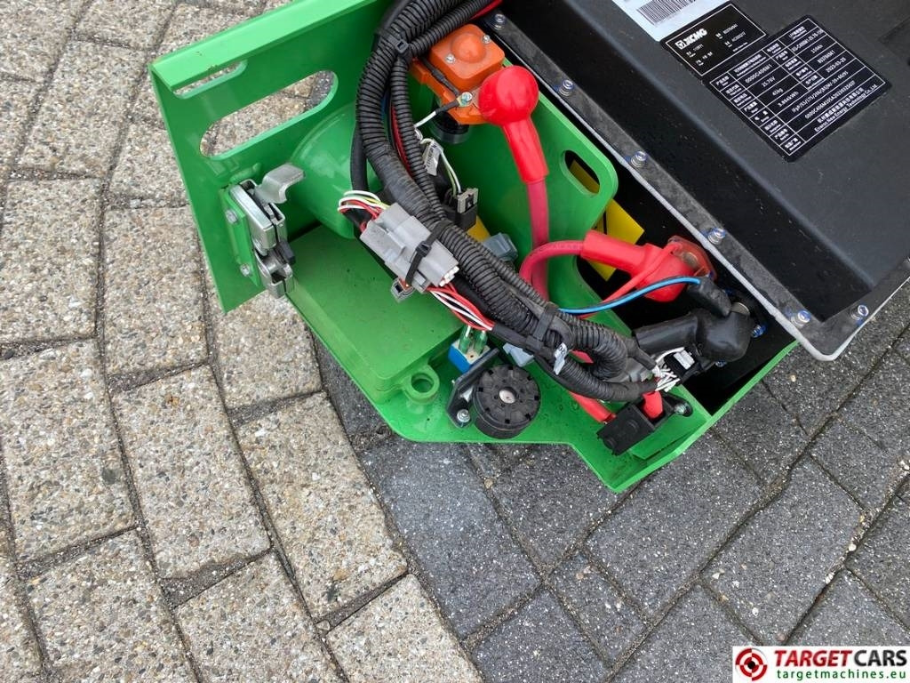 Plataforma de tijeras nuevo XCMG XG0807AC Electric LI-ION Lithium ScissorLift 780cm: foto 16