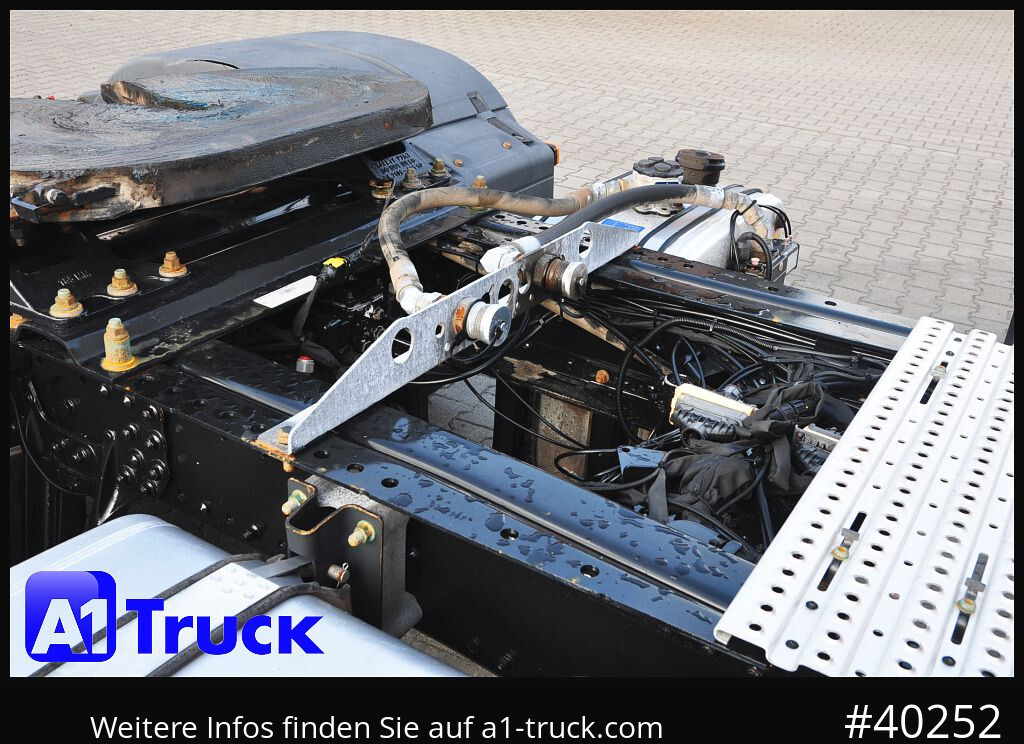 MAN TGX 18.470 GM Hydraulik, Intarder Navi Standklima, - Cabeza tractora: foto 3 MAN TGX 18.470 GM Hydraulik, Intarder Navi Standklima, - Cabeza tractora: foto 3