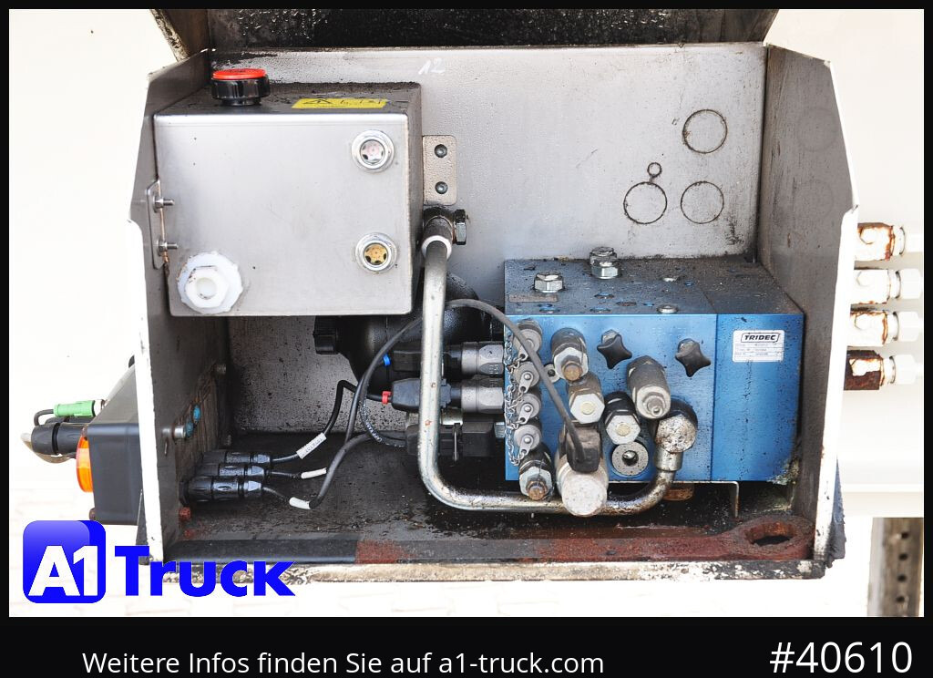 FELDBINDER EUT 55,3, Futter Feed 7 Kammern 55m³, Lenkachse, Alufelgen, - Semirremolque silo: foto 2 FELDBINDER EUT 55,3, Futter Feed 7 Kammern 55m³, Lenkachse, Alufelgen, - Semirremolque silo: foto 2